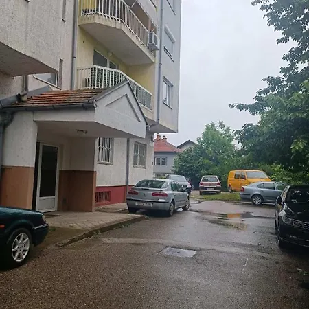 公寓 Doboj Apartman 多博伊